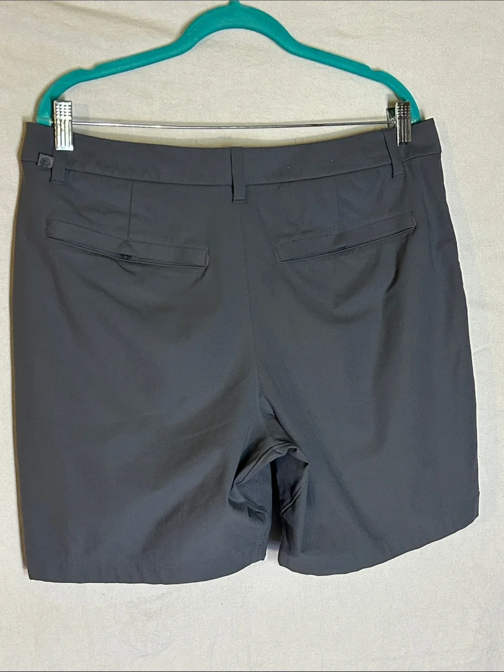 Lululemon “ABC Classic-Fit Short *Warpstreme”